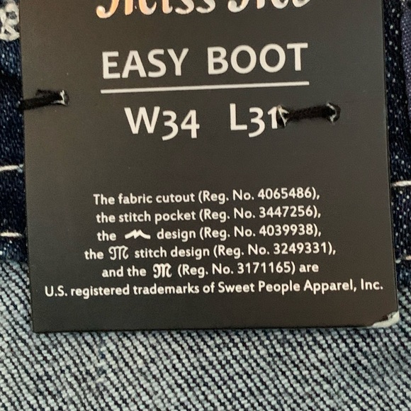 Miss Me Jeans - Picture 11 of 13